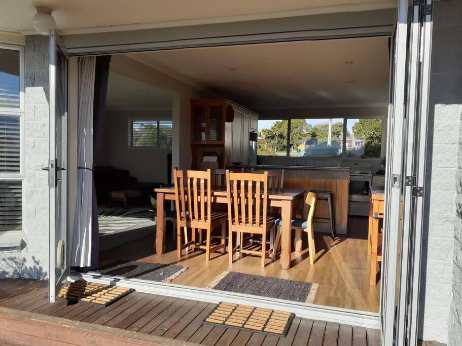 3 Bedroom Holiday Home In Prime Kaikoura Location! Ngoại thất bức ảnh