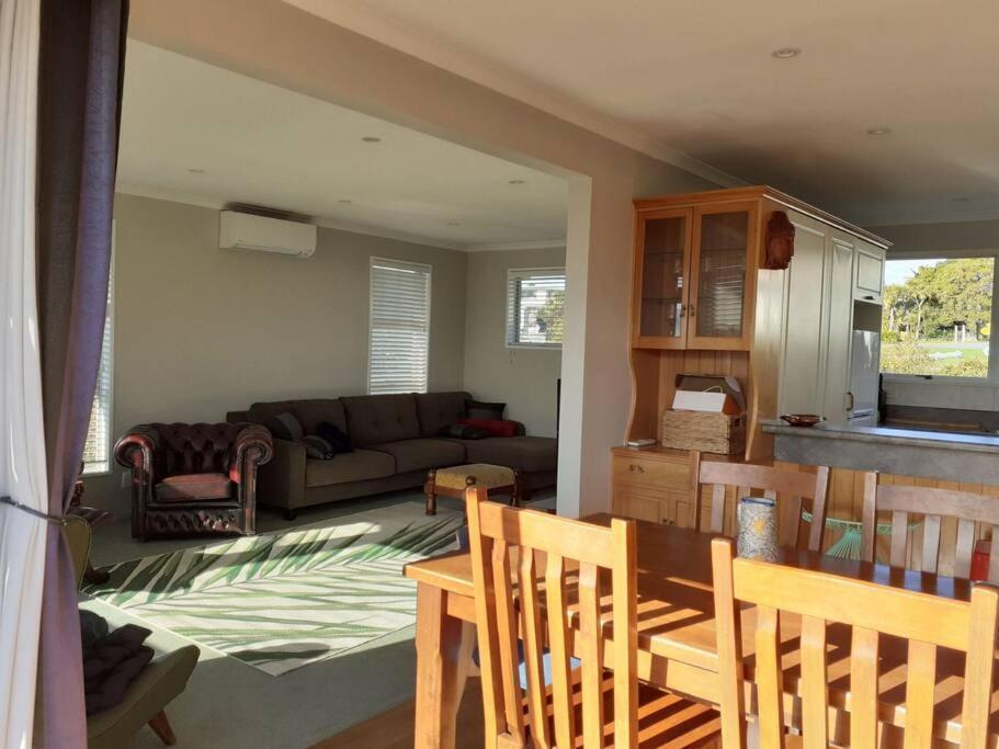 3 Bedroom Holiday Home In Prime Kaikoura Location! Ngoại thất bức ảnh