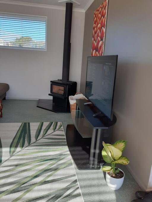 3 Bedroom Holiday Home In Prime Kaikoura Location! Ngoại thất bức ảnh